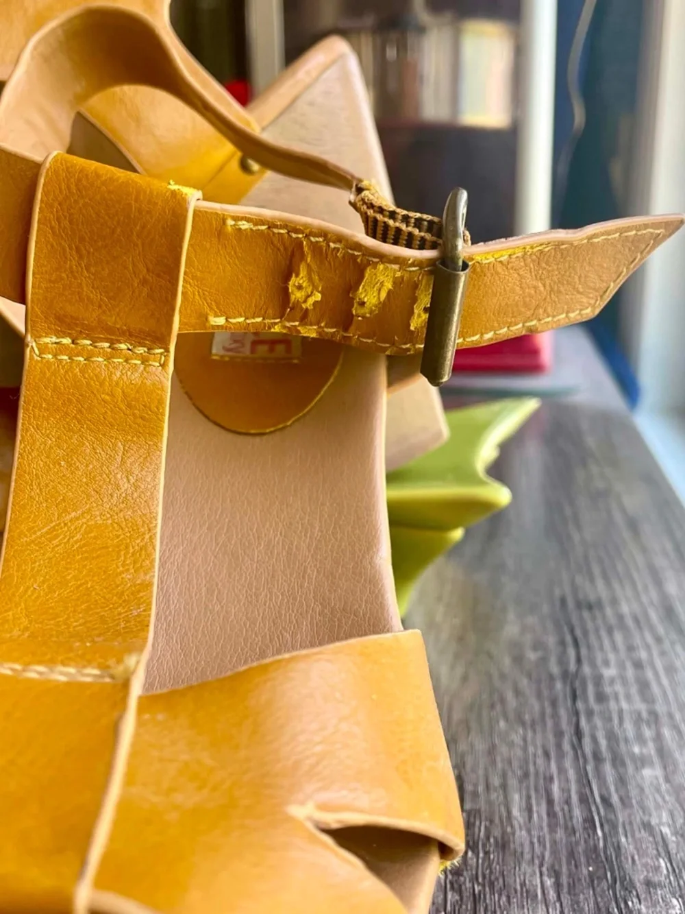 Dolce by Mojo Moxy 7.5 Tan T-Strap Platform 70s Boho Heels